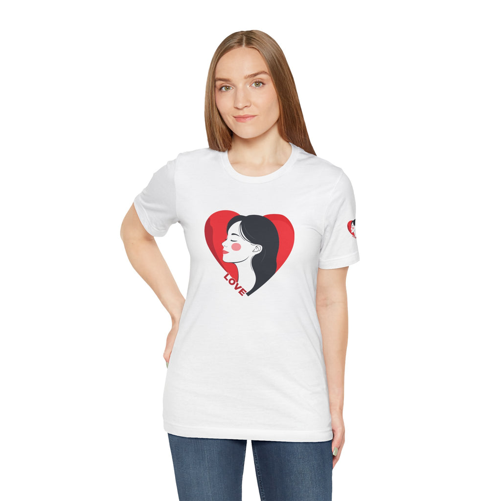 T-Shirt Retro Woman in Heart 'Love' Graphic Tee