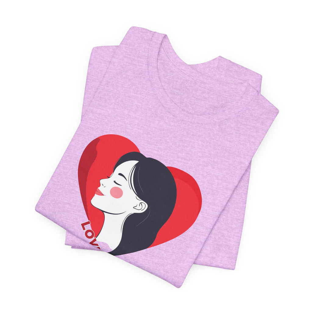 T-Shirt Retro Woman in Heart 'Love' Graphic Tee