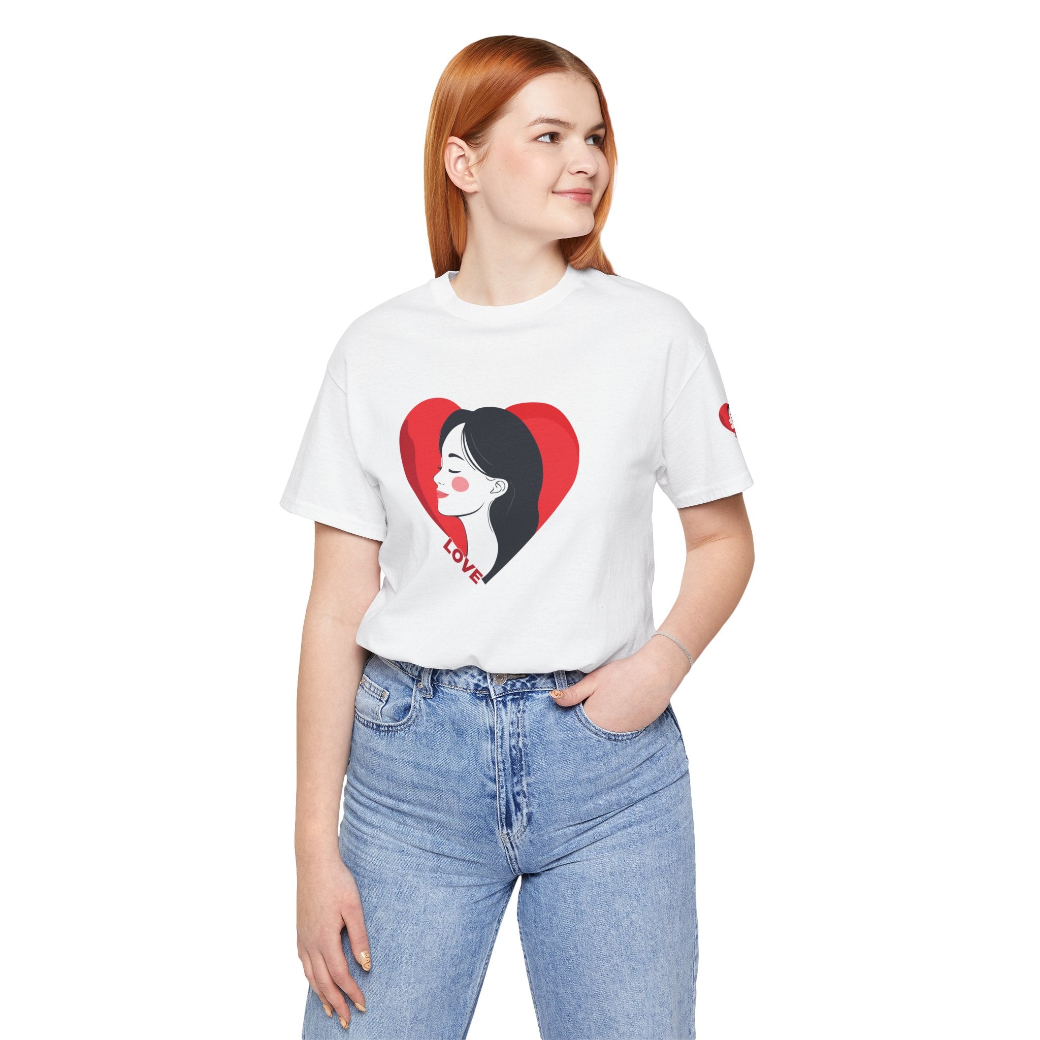 T-Shirt Retro Woman in Heart 'Love' Graphic Tee