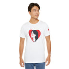 T-Shirt Retro Woman in Heart 'Love' Graphic Tee