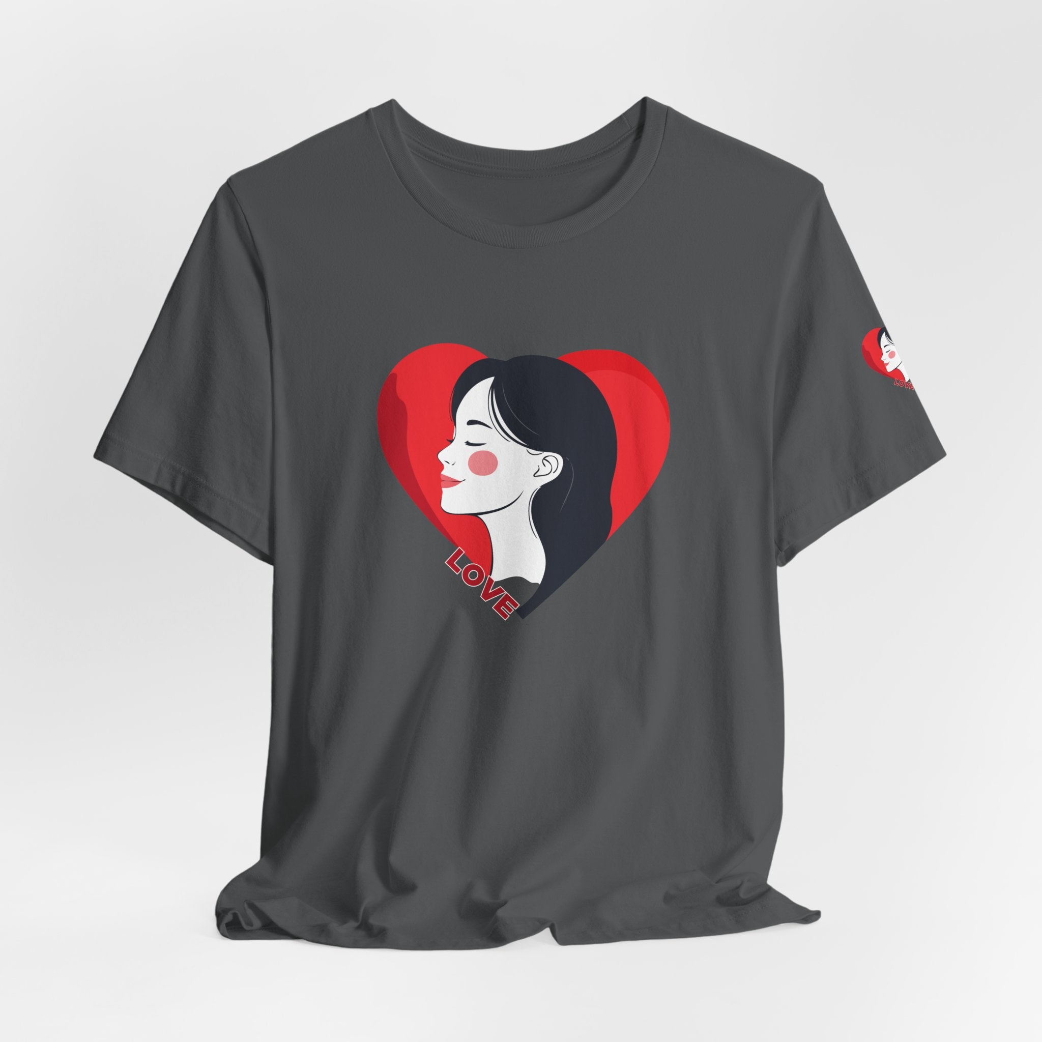 T-Shirt Retro Woman in Heart 'Love' Graphic Tee