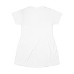 Romantic Heart Couple T‑Shirt Dress — Cute Kiss Graphic for Valentine’s Day