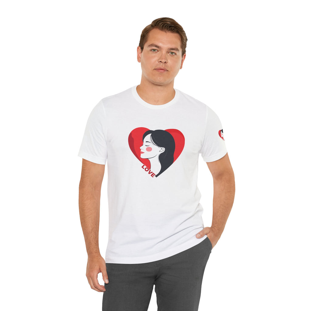 T-Shirt Retro Woman in Heart 'Love' Graphic Tee