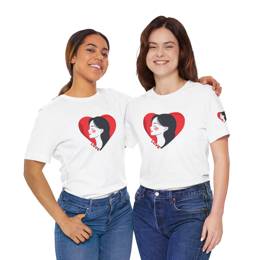 T-Shirt Retro Woman in Heart 'Love' Graphic Tee