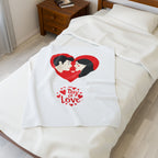 Valentine's Day Plush Blanket — 'Day of Love' Couple Heart Design